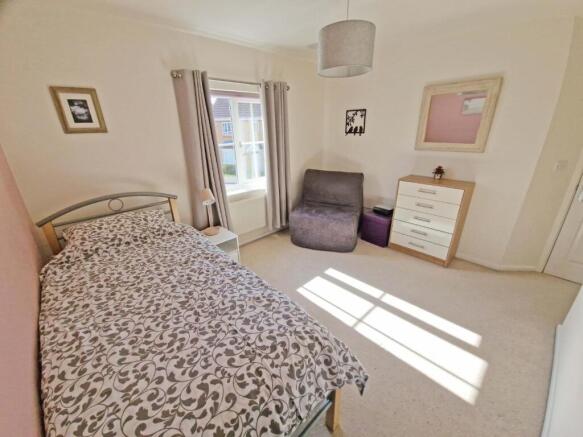 Bedroom3a.jpg