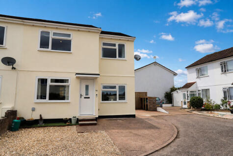 Poundsland, Broadclyst, EX5 3HD