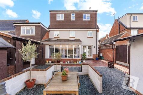 Stanley Rise, Chelmer Village, Chelmsford, Essex, CM2