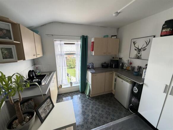 5 bed House Share for sale Image 8