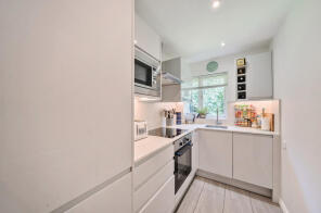 43, Botany Close, Barnet EN4 9RX