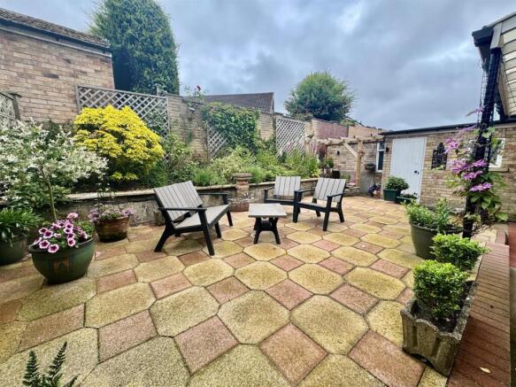 3 bed Detached for sale Image 7