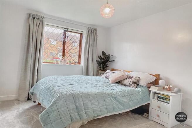 bed 1