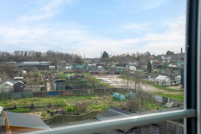 2 bed Semi-Detached for sale Image 12