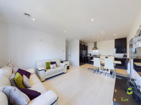 CAM00848P1-PR0051-STILL05