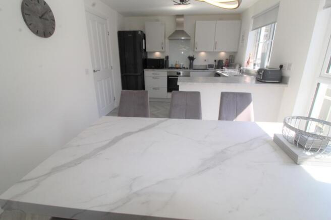 Kitchen diner
