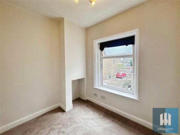 2 bed Terraced for sale Image 9