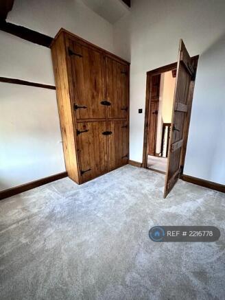 Single Bedroom/Office/Dressing Room