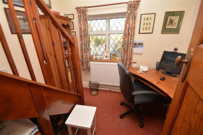 SECOND FLOOR LANDING