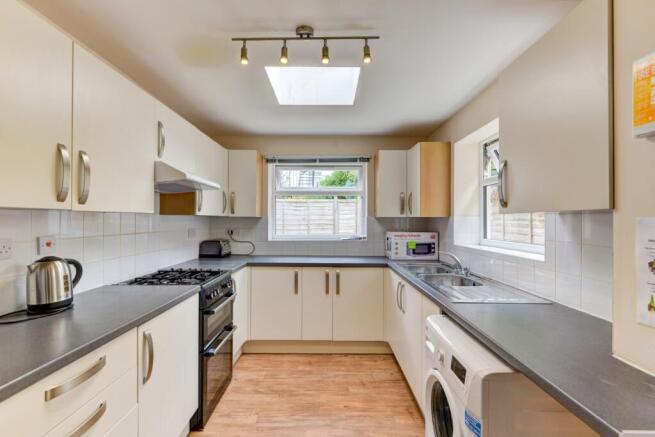 14 Bernard Road Kitchen