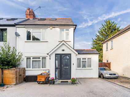 Staveley Gardens, Chiswick, W4