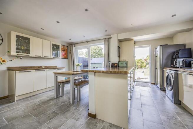 Lauder Close, Southbourne-PorticoMarketing-Nexa-10