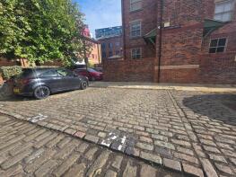 21, Chippendale House, Navigation Walk, Leeds LS10 1JH
