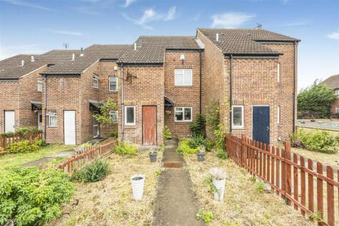 Drewett Close, Reading, RG2