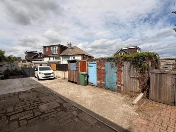 2 bed Terraced for sale Image 5