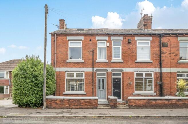 3 bed End of Terrace for sale in oldham