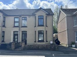 18, Iscennen Road, Ammanford SA18 3BG