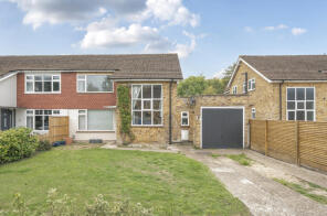 7, Jenner Drive, West End, Woking GU24 9HU