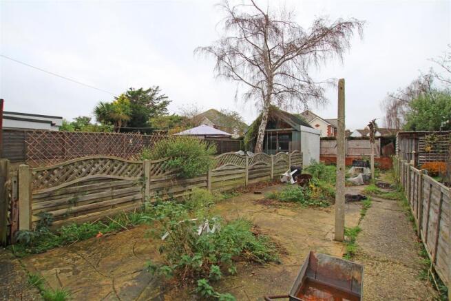11MR - Garden 1.jpg