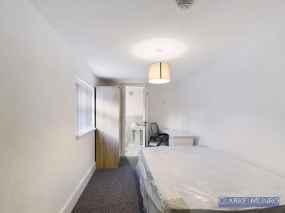 4 bed Terraced for sale Image 6