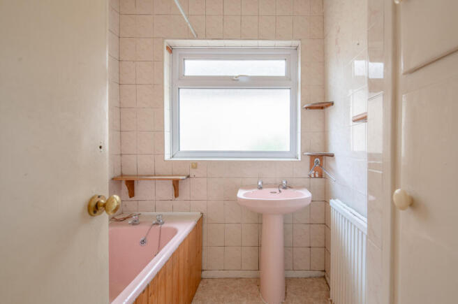 3 bed Semi-Detached for sale Image 5