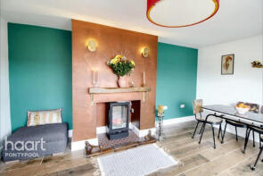 39, Hillside Avenue, Pontypool NP4 9PJ