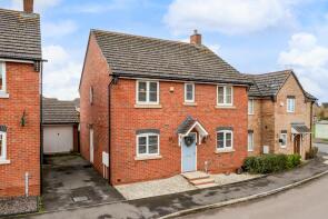4, Jackdaw Road, Corby NN18 8RY