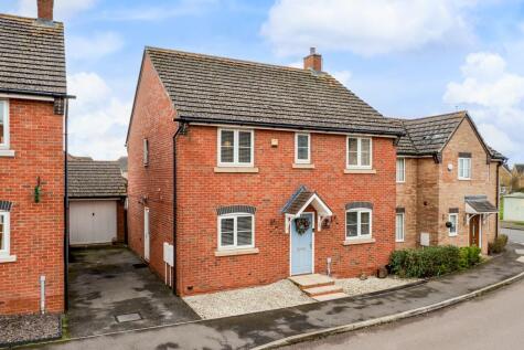 NN18 Jackdaw Road, Oakley Vale