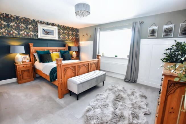Principal Bedroom...
