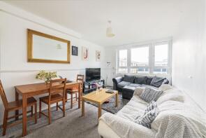 22, Heron House, Searles Close, London SW11 4RJ
