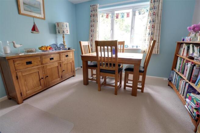 Dining/Bedroom