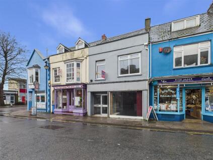 White Lion Street, Tenby