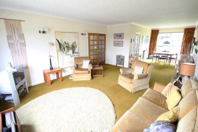Living/Dining Room