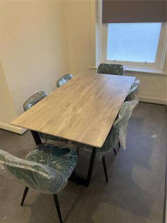 1 bed House to rent Image 5