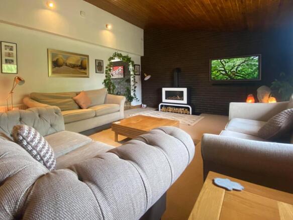 Lounge 2