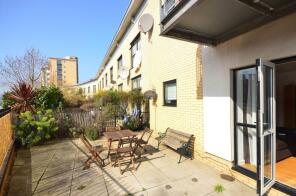 Flat 3, Jetty Court, Old Bellgate Place, London E14 3SX