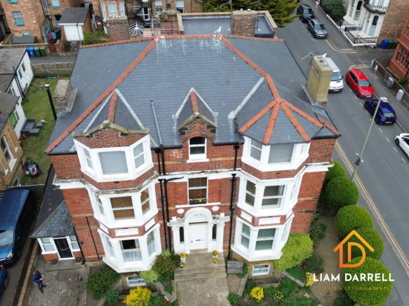 2 bed Flat for sale Image 11