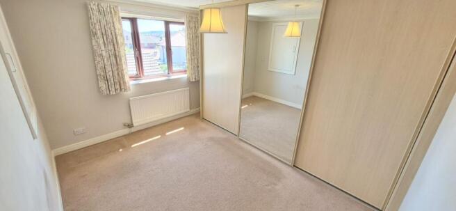 2 bed Apartment for sale Image 8