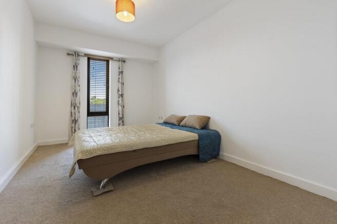1 bed Flat for sale Image 8