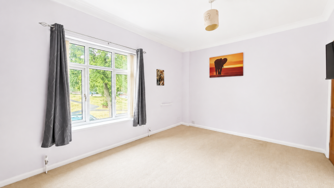 3 bed Terraced for sale Image 7