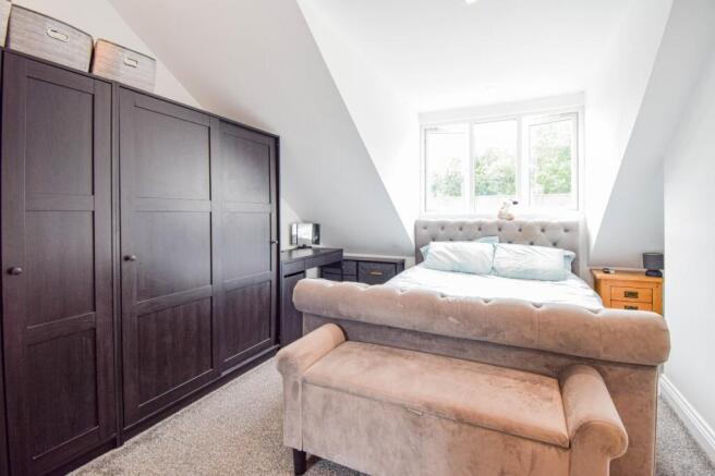 Bockhampton Road, Lambourn, Hungerford, Berkshire, RG17 photo 4