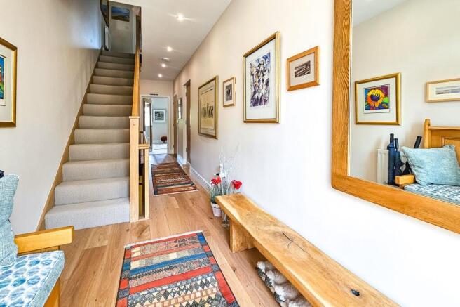 4 bed Town House for sale Image 5