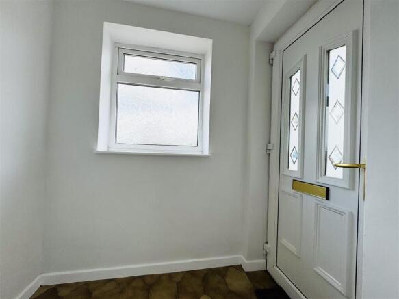 4 bed Detached for sale Image 7