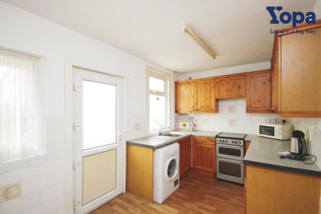 Kitchen.JPG