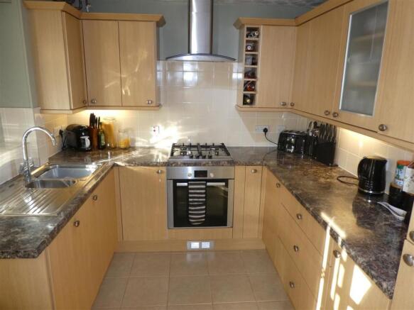 Fitted kitchen