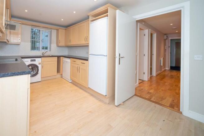4 Coach House Mews, Coventry Road, Warwick-7.jpg
