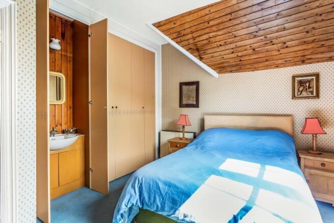 Bedroom 2.jpg