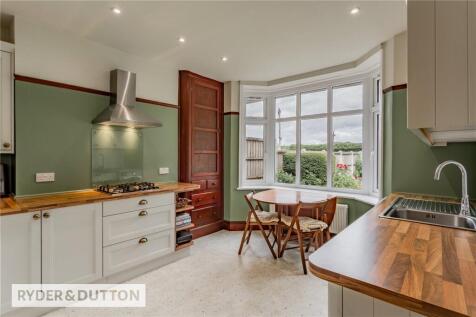 Middleton Road, Heywood, OL10