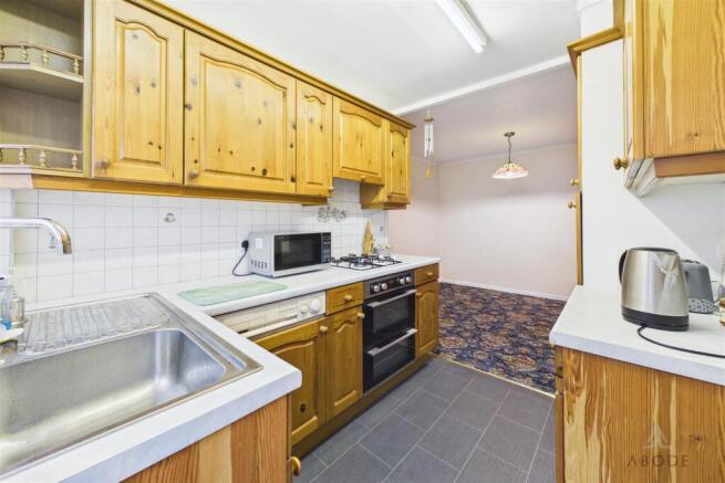 Huntley Close, Cheadle, Stoke-On-Trent photo 4