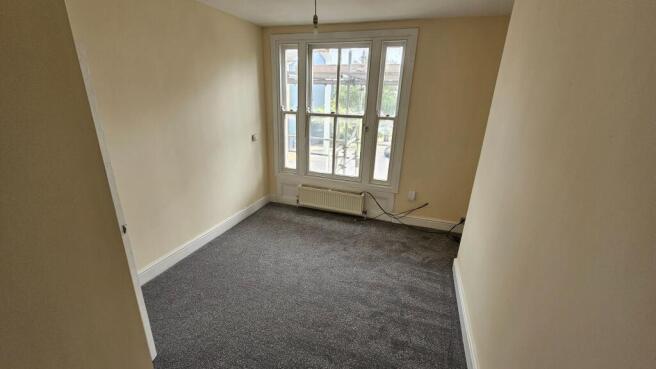 1 bed Flat to rent Image 5